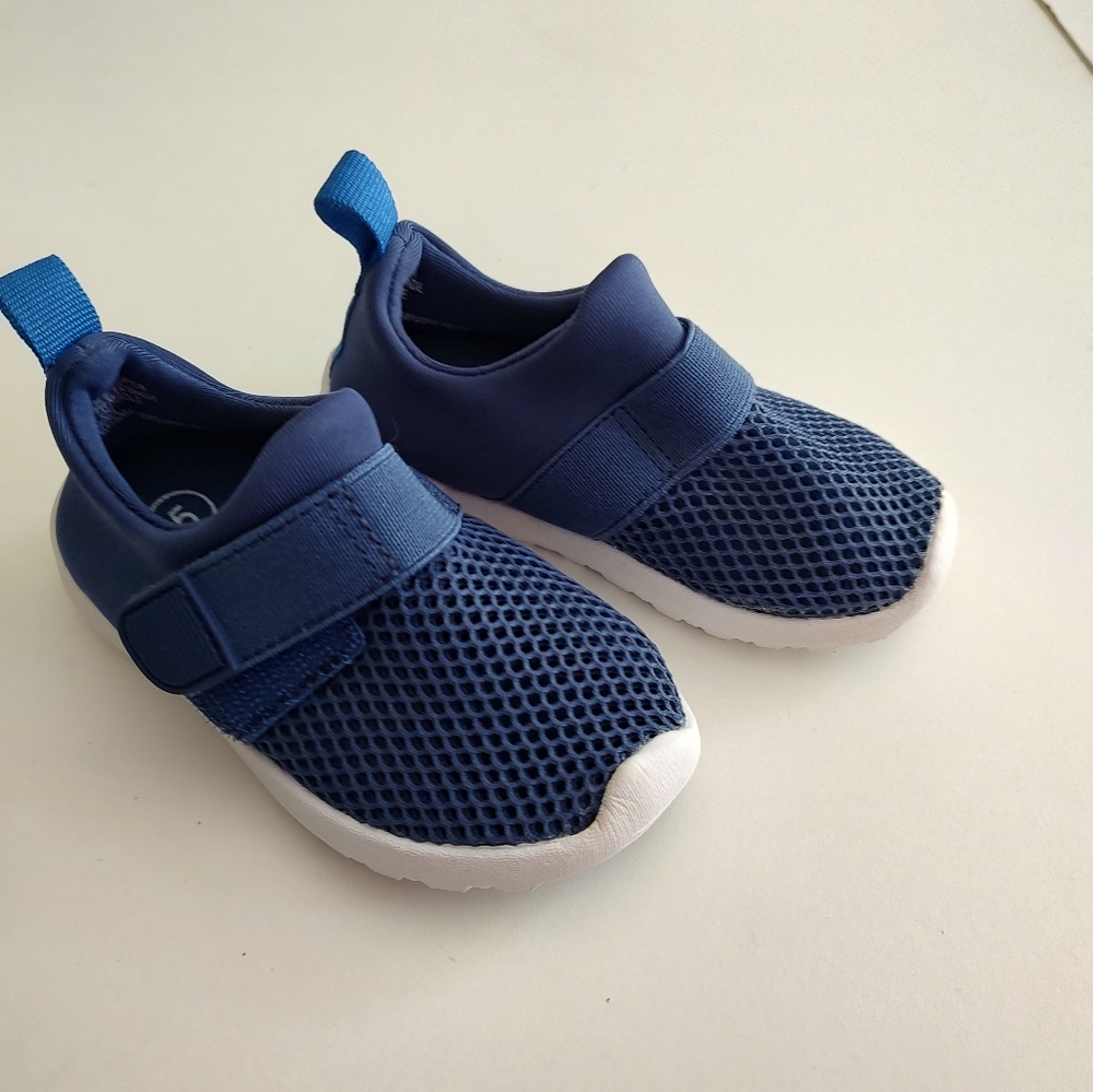 Cat & Jack Toddler Austen Water Shoes